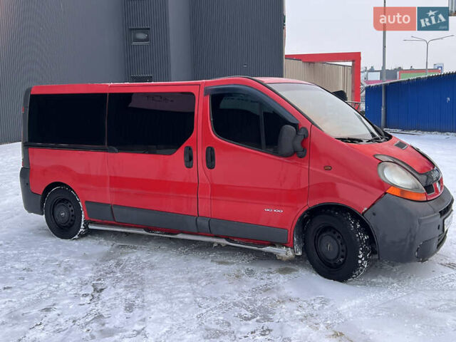 Красный Рено Трафик, объемом двигателя 1.9 л и пробегом 386 тыс. км за 6200 $, фото 1 на Automoto.ua
