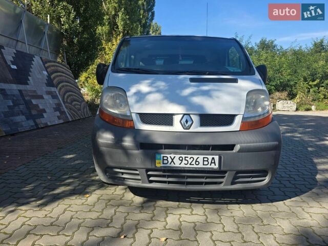 Рено Трафик, объемом двигателя 1.9 л и пробегом 345 тыс. км за 4999 $, фото 1 на Automoto.ua
