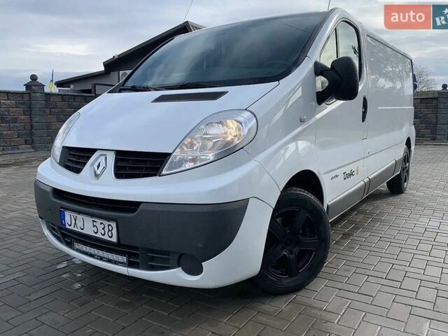 Рено Трафик, объемом двигателя 2 л и пробегом 229 тыс. км за 10200 $, фото 1 на Automoto.ua