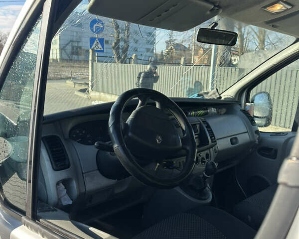 Рено Трафик, объемом двигателя 1.9 л и пробегом 160 тыс. км за 6000 $, фото 1 на Automoto.ua