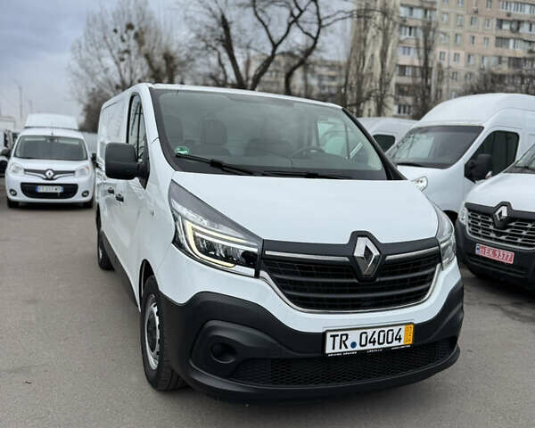 Рено Трафик, объемом двигателя 2 л и пробегом 97 тыс. км за 18900 $, фото 1 на Automoto.ua