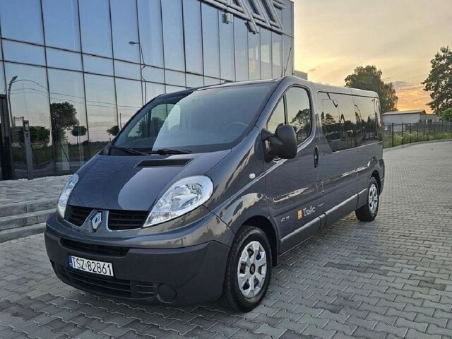Рено Трафік, об'ємом двигуна 2 л та пробігом 211 тис. км за 3400 $, фото 1 на Automoto.ua