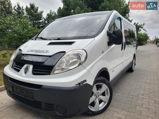 Рено Трафик, объемом двигателя 2 л и пробегом 239 тыс. км за 13950 $, фото 1 на Automoto.ua