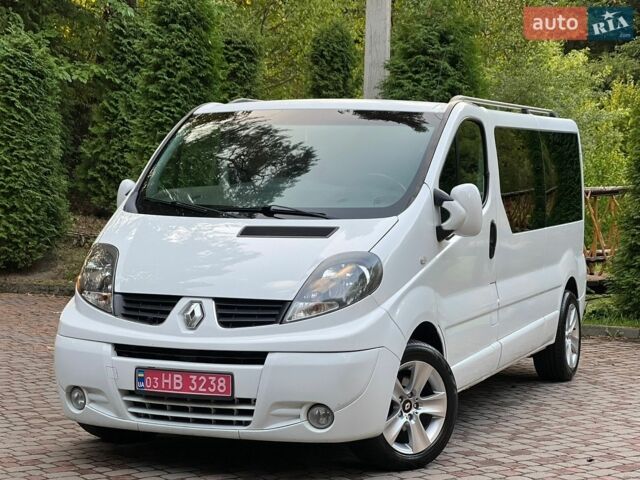 Рено Трафик, объемом двигателя 2 л и пробегом 268 тыс. км за 15999 $, фото 1 на Automoto.ua