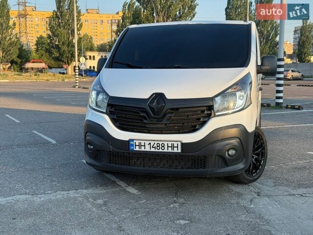 Рено Трафик, объемом двигателя 1.6 л и пробегом 330 тыс. км за 16000 $, фото 1 на Automoto.ua