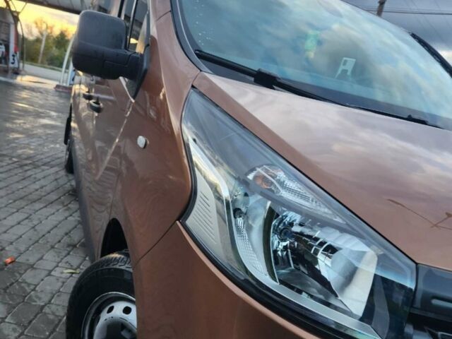 Рено Трафик, объемом двигателя 1.6 л и пробегом 114 тыс. км за 23000 $, фото 1 на Automoto.ua