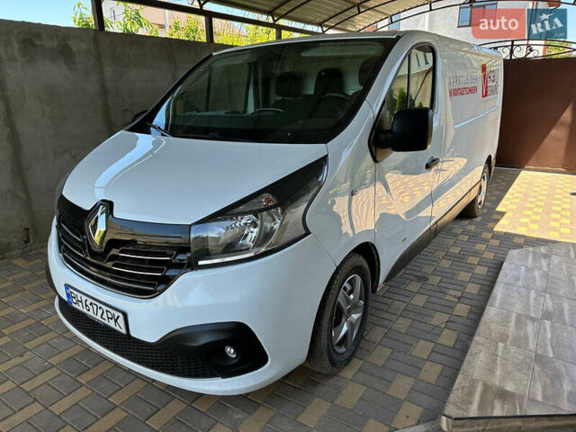 Рено Трафик, объемом двигателя 1.6 л и пробегом 200 тыс. км за 14499 $, фото 1 на Automoto.ua