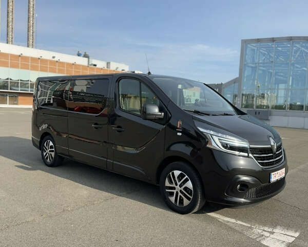 Рено Трафік, об'ємом двигуна 2 л та пробігом 203 тис. км за 36200 $, фото 1 на Automoto.ua