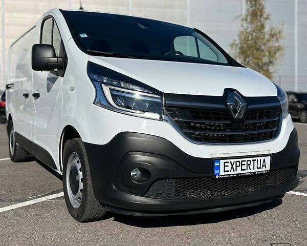 Рено Трафік, об'ємом двигуна 2 л та пробігом 186 тис. км за 17750 $, фото 1 на Automoto.ua