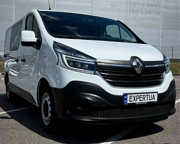 Рено Трафик, объемом двигателя 2 л и пробегом 179 тыс. км за 18200 $, фото 1 на Automoto.ua