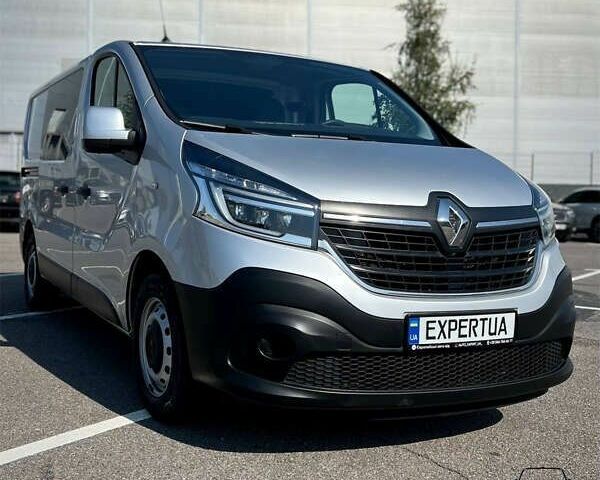 Рено Трафик, объемом двигателя 2 л и пробегом 181 тыс. км за 20500 $, фото 1 на Automoto.ua