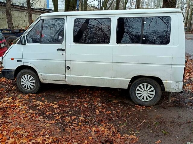 Рено Трафик, объемом двигателя 22 л и пробегом 0 тыс. км за 2200 $, фото 1 на Automoto.ua