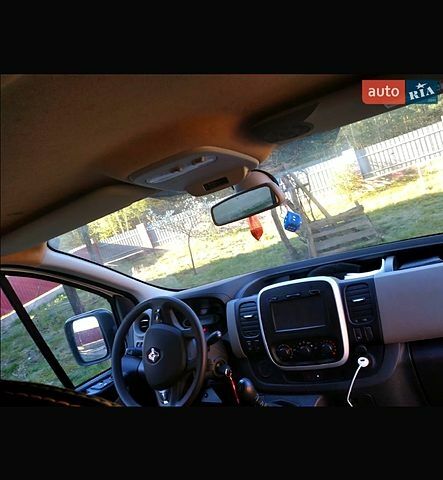 Рено Трафік, об'ємом двигуна 1.6 л та пробігом 185 тис. км за 14000 $, фото 1 на Automoto.ua