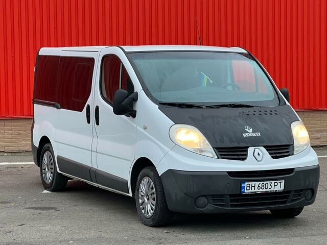 Білий Рено Трафік пас., об'ємом двигуна 2 л та пробігом 190 тис. км за 11900 $, фото 1 на Automoto.ua