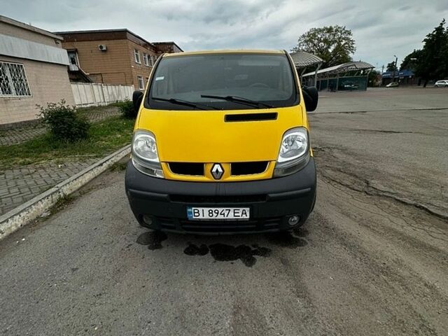 Желтый Рено Трафик, объемом двигателя 1.9 л и пробегом 504 тыс. км за 4800 $, фото 1 на Automoto.ua