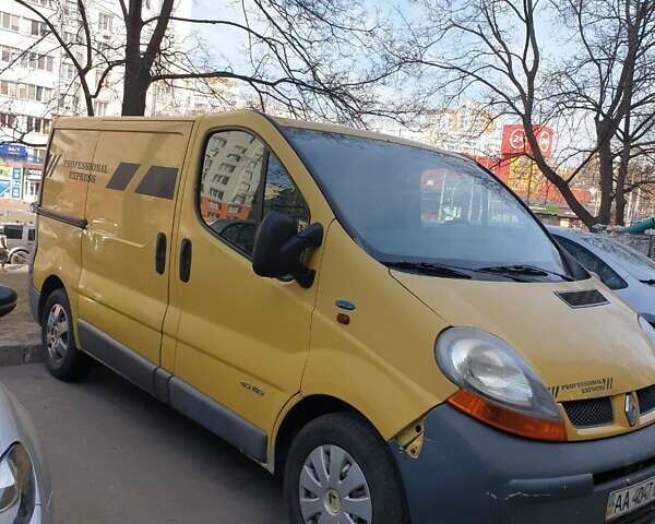 Жовтий Рено Трафік, об'ємом двигуна 2.46 л та пробігом 354 тис. км за 5500 $, фото 1 на Automoto.ua