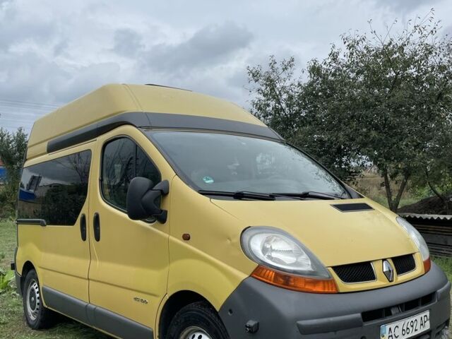 Жовтий Рено Трафік, об'ємом двигуна 1.9 л та пробігом 444 тис. км за 4500 $, фото 1 на Automoto.ua
