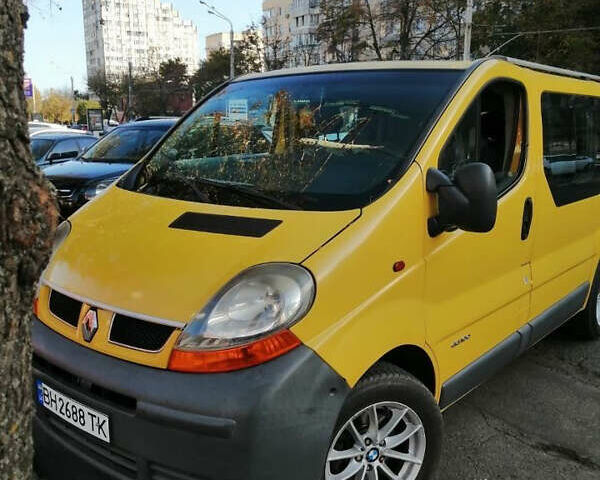 Желтый Рено Трафик, объемом двигателя 1.87 л и пробегом 416 тыс. км за 6000 $, фото 1 на Automoto.ua