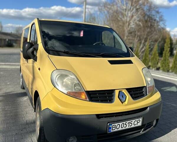 Жовтий Рено Трафік, об'ємом двигуна 1.9 л та пробігом 264 тис. км за 8300 $, фото 1 на Automoto.ua