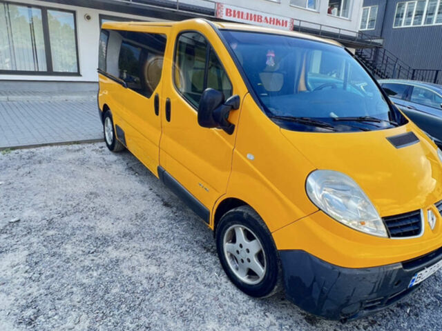 Жовтий Рено Трафік, об'ємом двигуна 2 л та пробігом 498 тис. км за 8500 $, фото 1 на Automoto.ua