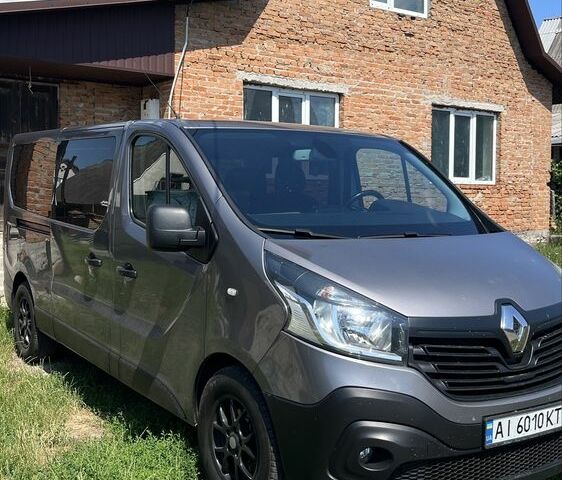 Сірий Рено Трафік, об'ємом двигуна 1.6 л та пробігом 220 тис. км за 16500 $, фото 1 на Automoto.ua