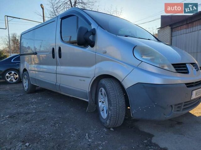 Серый Рено Трафик, объемом двигателя 2 л и пробегом 309 тыс. км за 6600 $, фото 1 на Automoto.ua