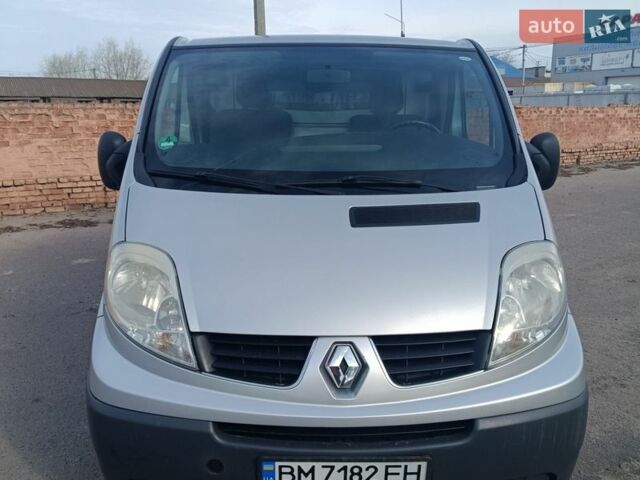 Серый Рено Трафик, объемом двигателя 2.46 л и пробегом 351 тыс. км за 6500 $, фото 1 на Automoto.ua