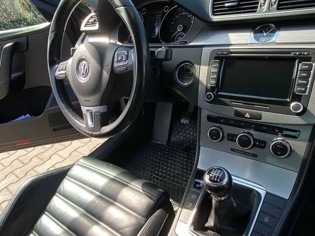 Сірий Рено Трафік, об'ємом двигуна 2 л та пробігом 99 тис. км за 18950 $, фото 1 на Automoto.ua