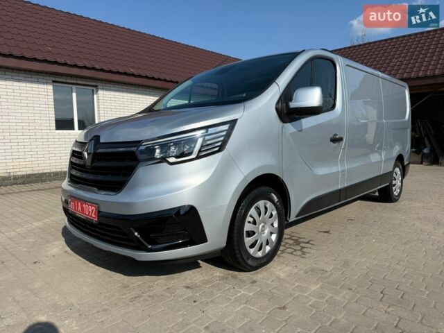 Серый Рено Трафик, объемом двигателя 2 л и пробегом 213 тыс. км за 25350 $, фото 1 на Automoto.ua