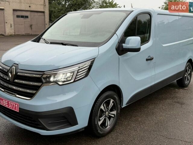 Сірий Рено Трафік, об'ємом двигуна 2 л та пробігом 67 тис. км за 26300 $, фото 1 на Automoto.ua