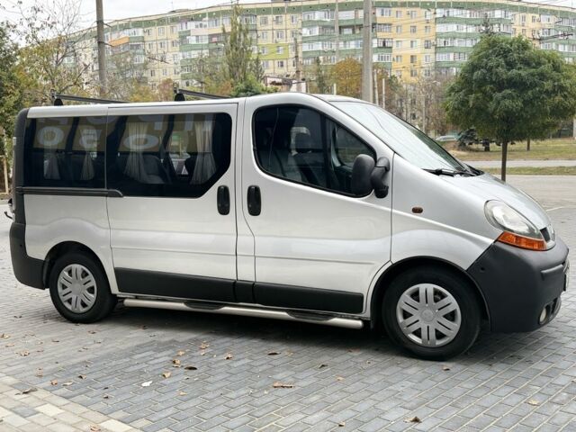 Сірий Рено Трафік, об'ємом двигуна 1.9 л та пробігом 390 тис. км за 7500 $, фото 1 на Automoto.ua
