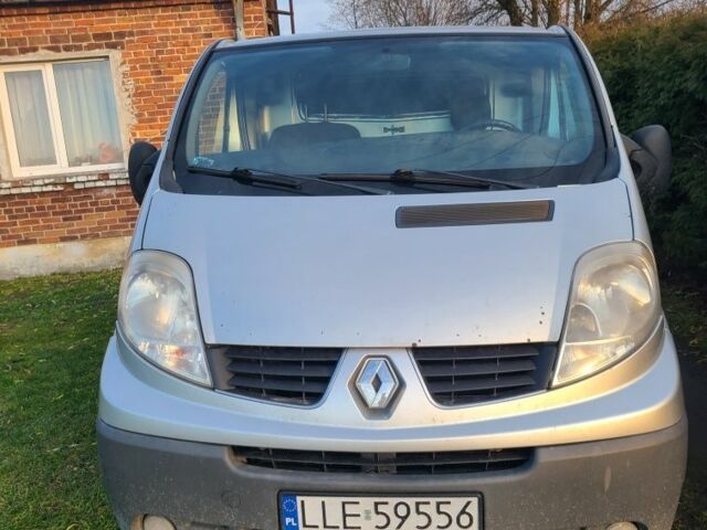 Сірий Рено Трафік, об'ємом двигуна 2.5 л та пробігом 298 тис. км за 5013 $, фото 1 на Automoto.ua