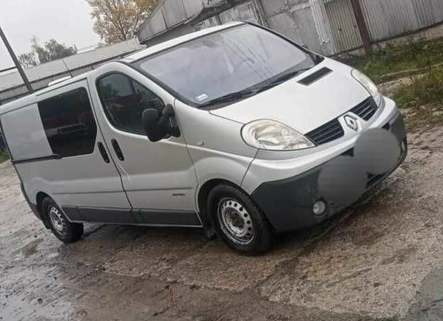 Сірий Рено Трафік, об'ємом двигуна 2.5 л та пробігом 297 тис. км за 4658 $, фото 1 на Automoto.ua