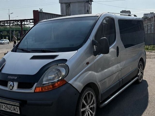 Сірий Рено Трафік, об'ємом двигуна 0 л та пробігом 279 тис. км за 6100 $, фото 1 на Automoto.ua