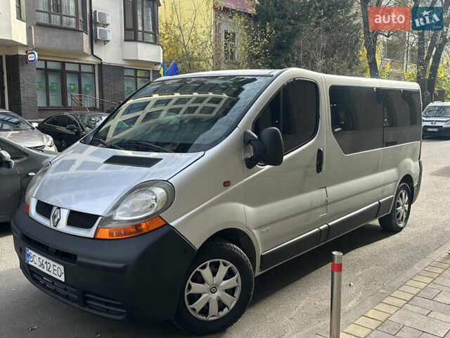 Сірий Рено Трафік, об'ємом двигуна 1.9 л та пробігом 360 тис. км за 6300 $, фото 1 на Automoto.ua