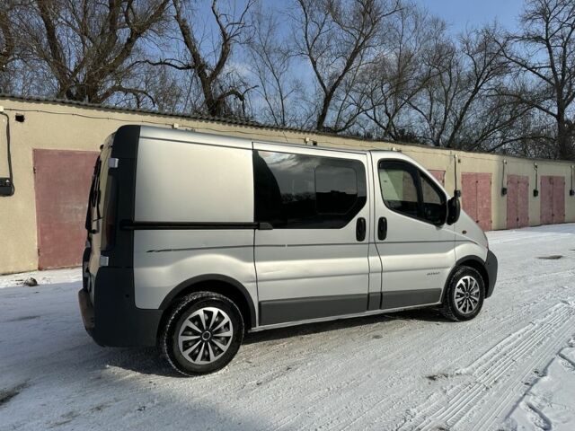 Сірий Рено Трафік, об'ємом двигуна 1.9 л та пробігом 250 тис. км за 7100 $, фото 1 на Automoto.ua