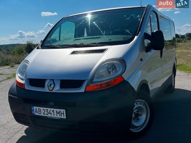 Сірий Рено Трафік, об'ємом двигуна 1.9 л та пробігом 418 тис. км за 6600 $, фото 1 на Automoto.ua