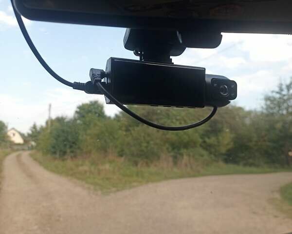 Рено Трафик 2004 в Ивано-Франковске на Automoto.ua Серый Рено Трафик, объемом двигателя 1.87 л и пробегом 299 тыс. км за 7500 $, фото 1 на Automoto.ua