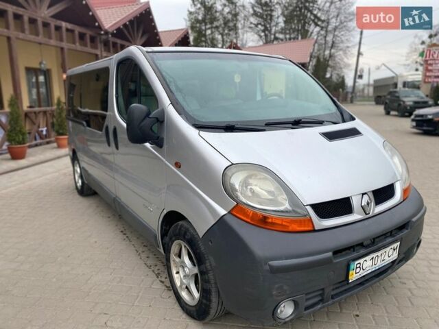 Сірий Рено Трафік, об'ємом двигуна 1.9 л та пробігом 497 тис. км за 7700 $, фото 1 на Automoto.ua