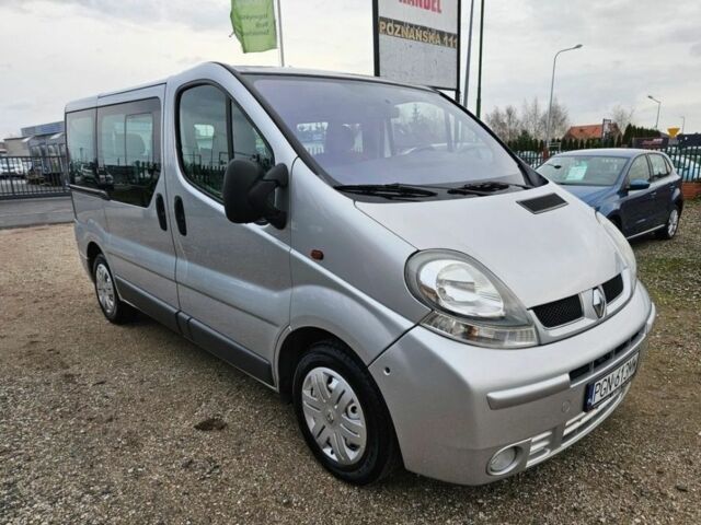 Сірий Рено Трафік, об'ємом двигуна 0 л та пробігом 295 тис. км за 3118 $, фото 1 на Automoto.ua