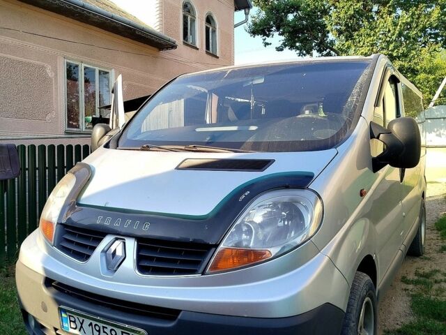 Сірий Рено Трафік, об'ємом двигуна 2 л та пробігом 232 тис. км за 6500 $, фото 1 на Automoto.ua