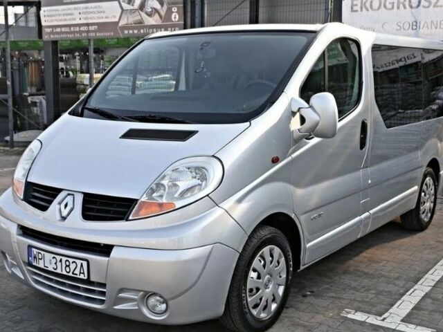 Сірий Рено Трафік, об'ємом двигуна 1.9 л та пробігом 221 тис. км за 6000 $, фото 1 на Automoto.ua