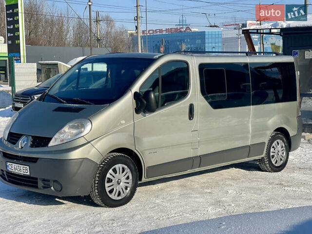 Серый Рено Трафик, объемом двигателя 2 л и пробегом 275 тыс. км за 11800 $, фото 1 на Automoto.ua