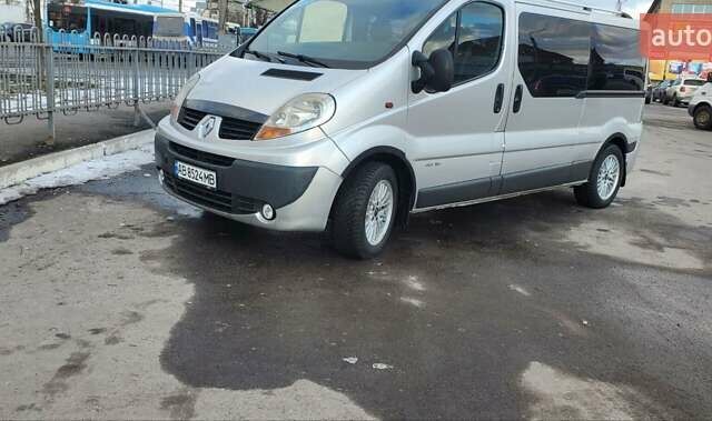 Сірий Рено Трафік, об'ємом двигуна 2 л та пробігом 371 тис. км за 9799 $, фото 1 на Automoto.ua