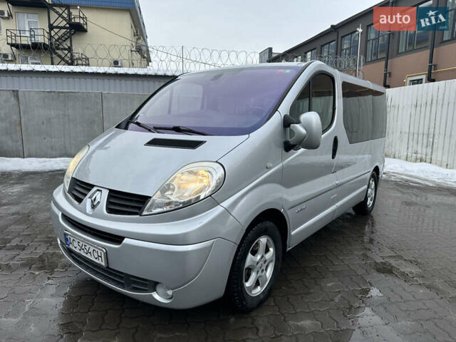 Сірий Рено Трафік, об'ємом двигуна 2.5 л та пробігом 234 тис. км за 16200 $, фото 1 на Automoto.ua