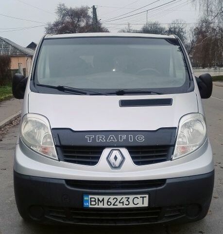 Серый Рено Трафик, объемом двигателя 2 л и пробегом 390 тыс. км за 11500 $, фото 1 на Automoto.ua