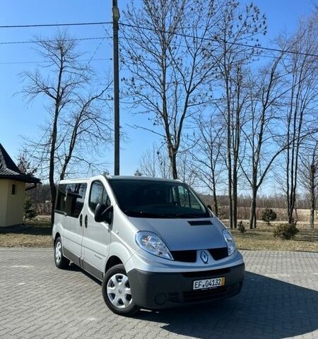 Серый Рено Трафик, объемом двигателя 2 л и пробегом 218 тыс. км за 14499 $, фото 1 на Automoto.ua