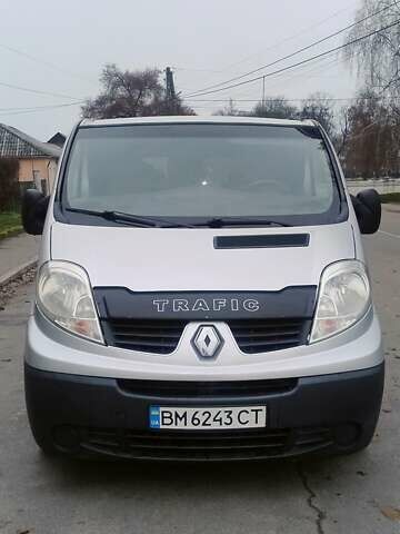 Серый Рено Трафик, объемом двигателя 2 л и пробегом 390 тыс. км за 11500 $, фото 1 на Automoto.ua