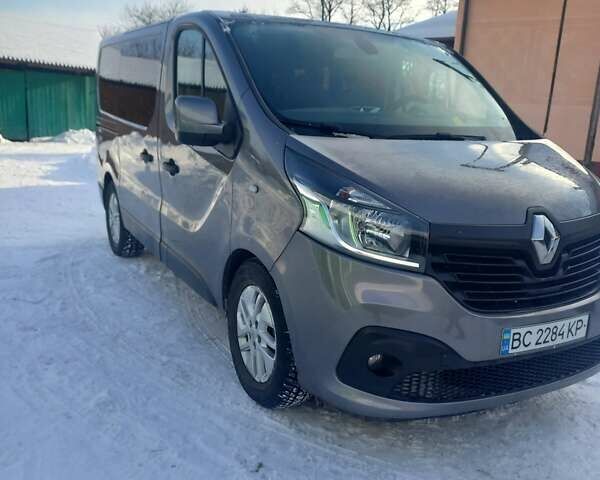 Сірий Рено Трафік, об'ємом двигуна 1.6 л та пробігом 218 тис. км за 14200 $, фото 1 на Automoto.ua