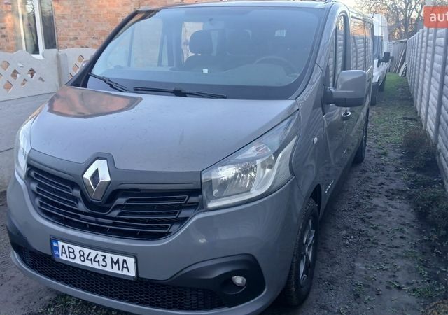 Сірий Рено Трафік, об'ємом двигуна 1.6 л та пробігом 207 тис. км за 16500 $, фото 1 на Automoto.ua